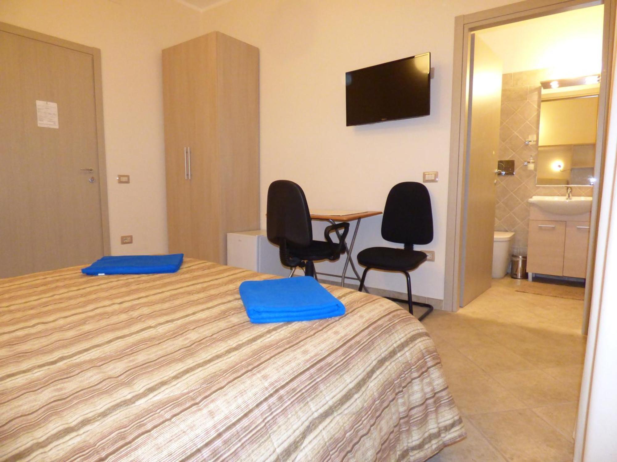 Hotel Anania Cagliari Zimmer foto
