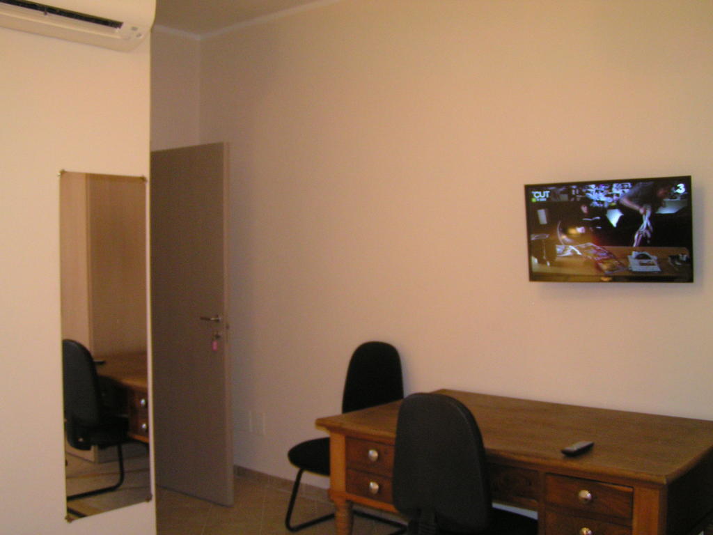 Hotel Anania Cagliari Zimmer foto