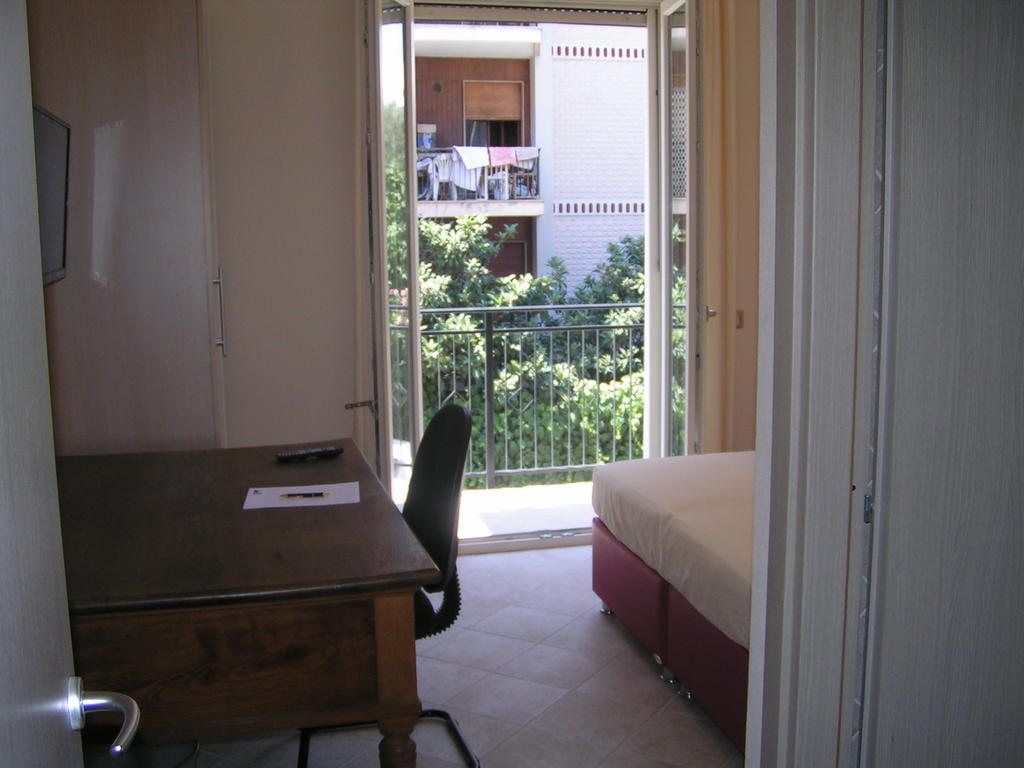 Hotel Anania Cagliari Zimmer foto
