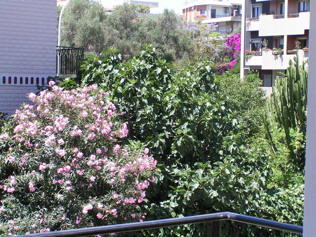 Hotel Anania Cagliari Zimmer foto