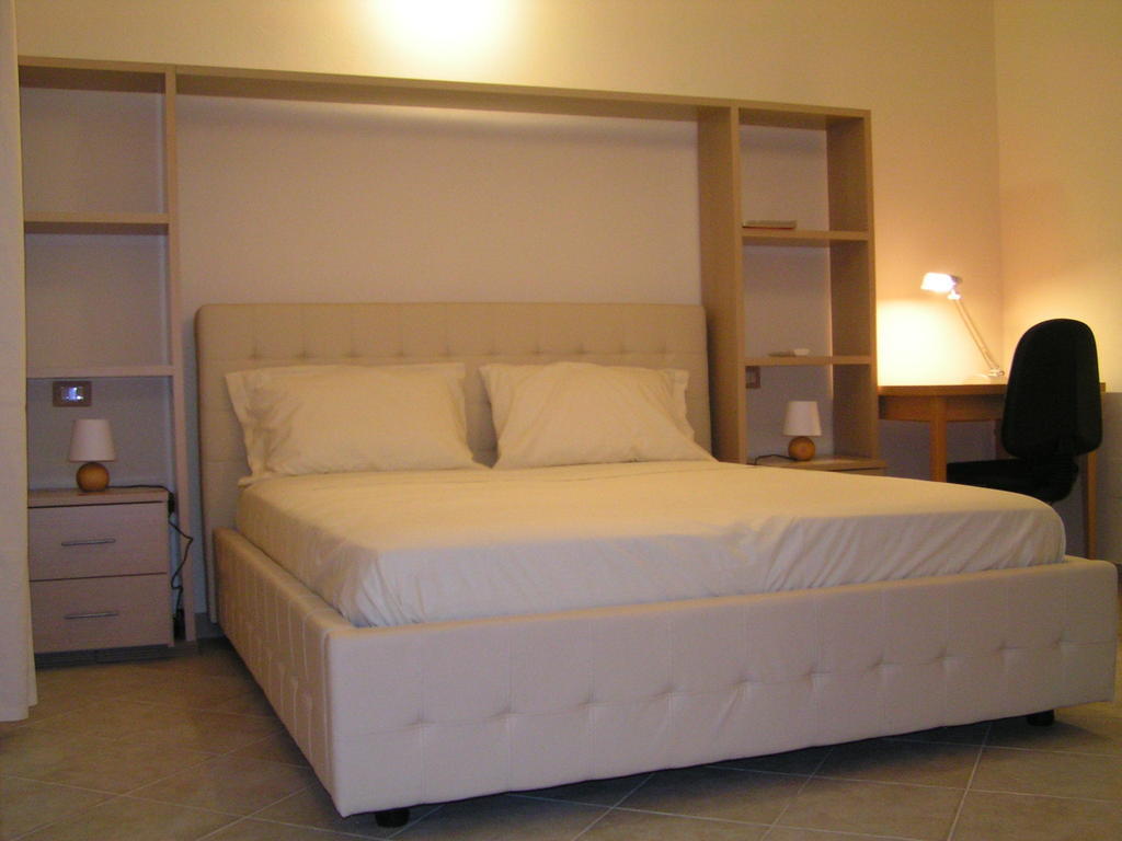Hotel Anania Cagliari Zimmer foto